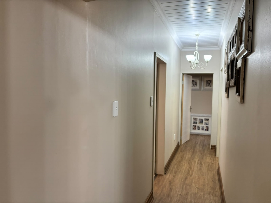 4 Bedroom Property for Sale in Grimbeeck Park North West